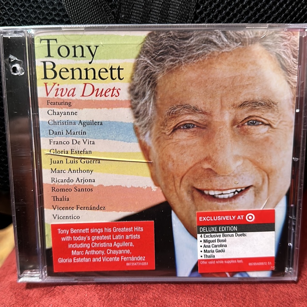 CD NEW Tony Bennett Viva Duets - Picture 2 of 6